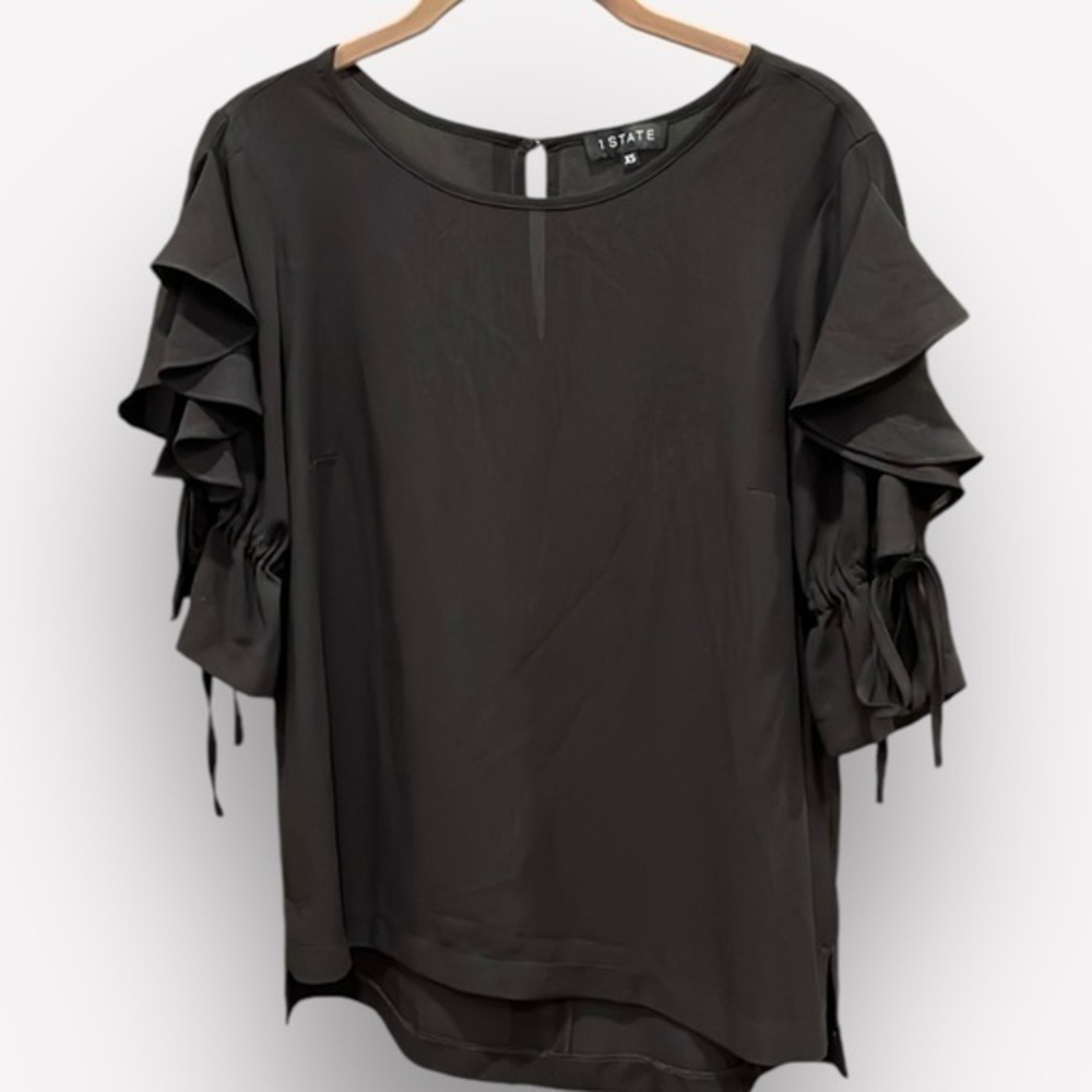 🇪🇸🐠1. State blouse ruffle sleeves keyhole back black XS